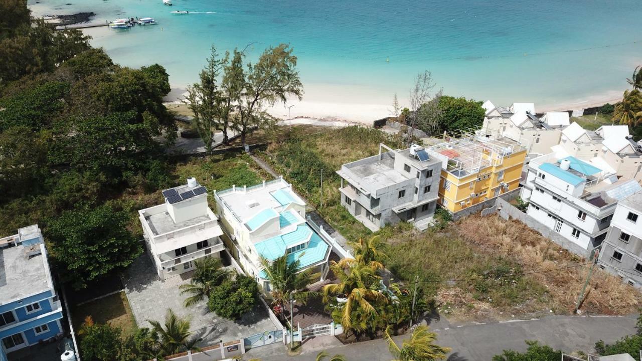 Villa Bella Charming Beachfront Guesthouse Blue Bay Ngoại thất bức ảnh