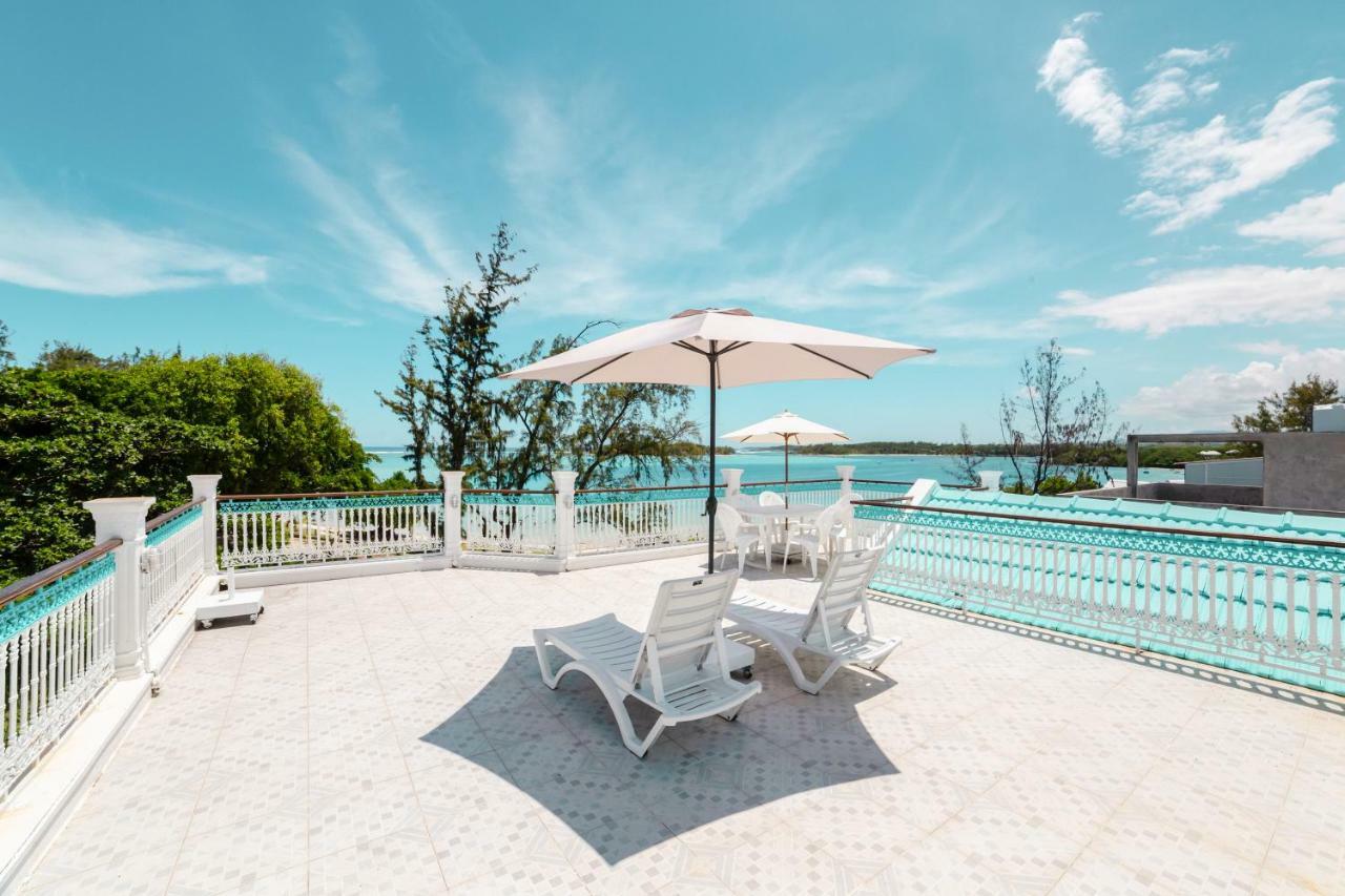 Villa Bella Charming Beachfront Guesthouse Blue Bay Ngoại thất bức ảnh