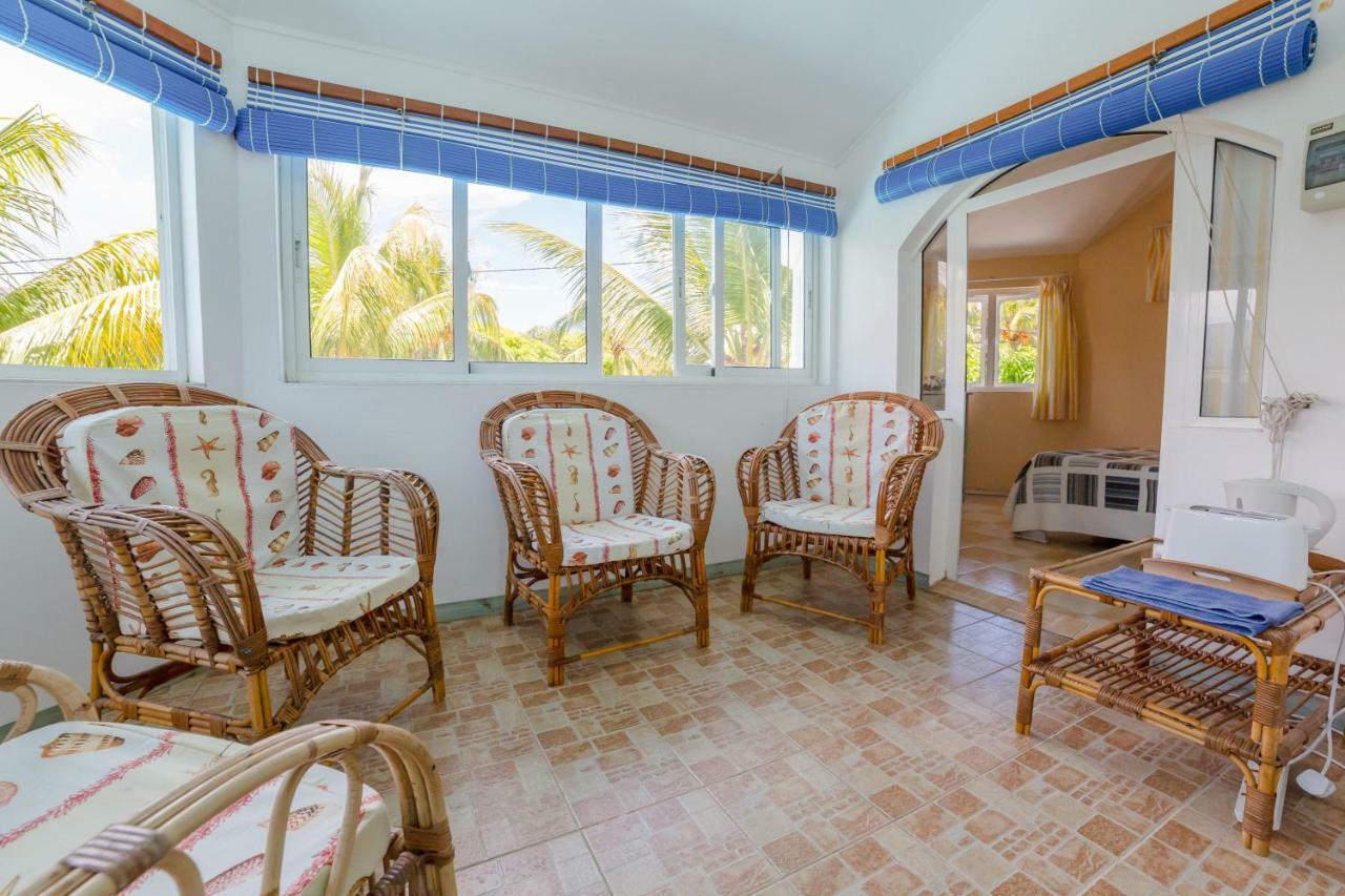Villa Bella Charming Beachfront Guesthouse Blue Bay Ngoại thất bức ảnh