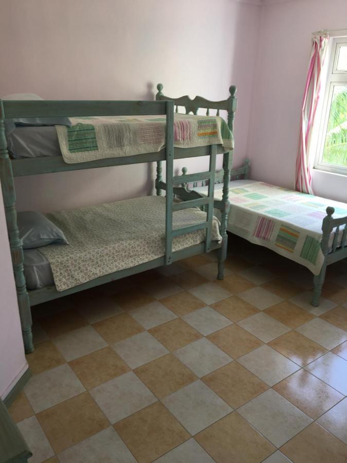 Villa Bella Charming Beachfront Guesthouse Blue Bay Ngoại thất bức ảnh